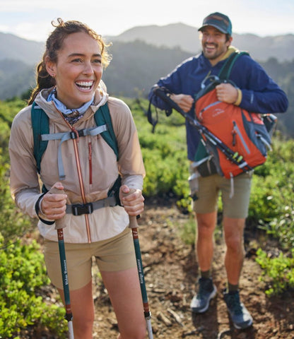 Women's Stowaway Windbreaker - US 6821